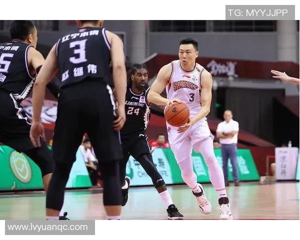 重庆篮球队与上海篮球队赛后复盘个人能力对比分析